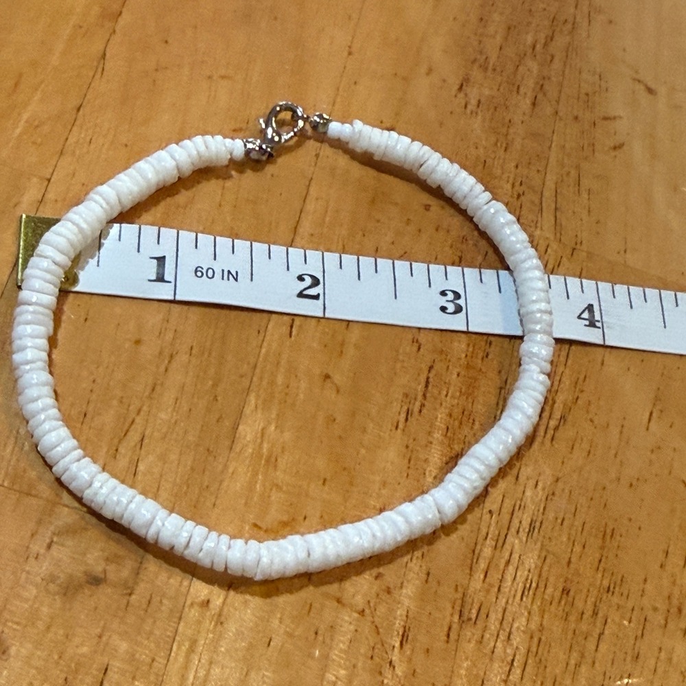 White Heishi Bead Necklace Coastal Surfer Disc Choker Silver Clasp 20 Inch